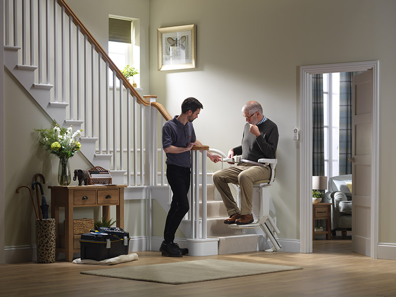 How do the different stairlift components work? 